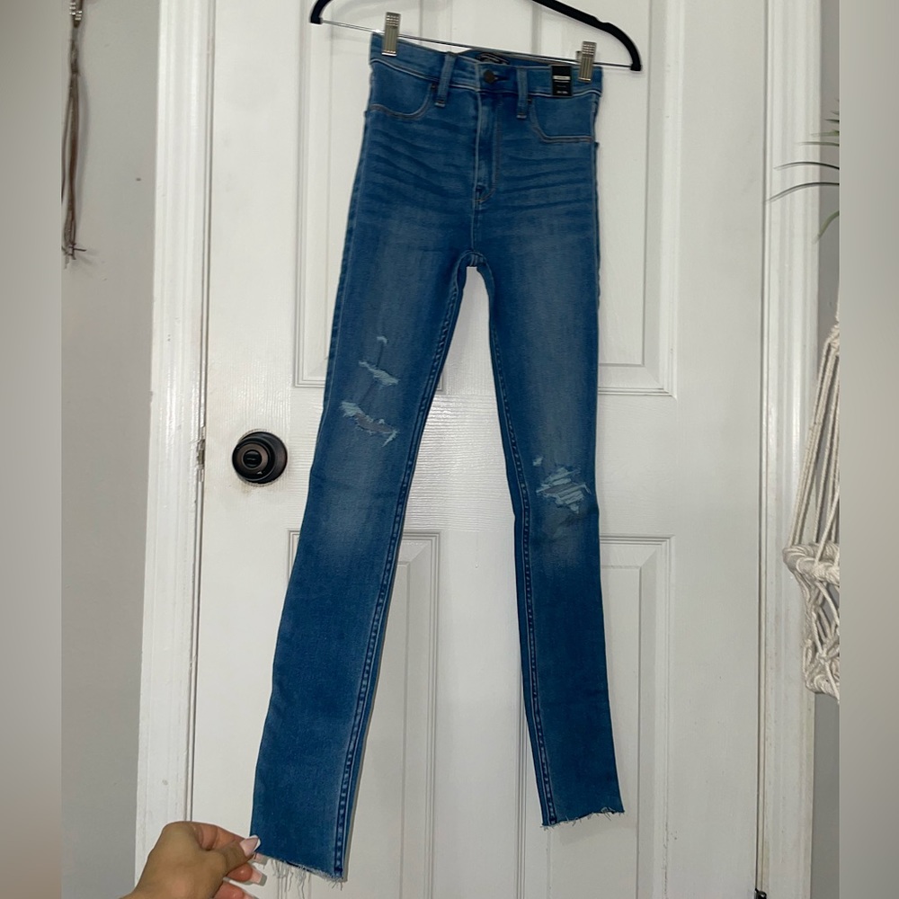 NWT HIGH RISE ABERCROMBIE & FITCH JEAN LEGGING